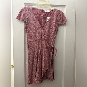 Brand new Hollister romper